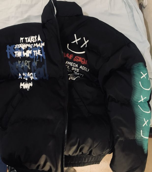 Новая зимняя куртка тёплая