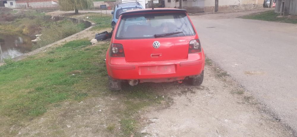 Pentru piese sau complecta