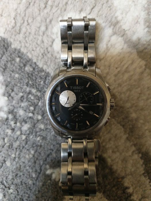 Наручные часы для ценителей изысканности продаются в Бухаре