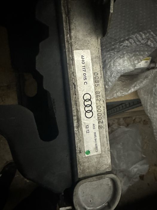 Audi А8 S8 4.0 tfsi D4 4H вмукател колектор маслен радиатор воден