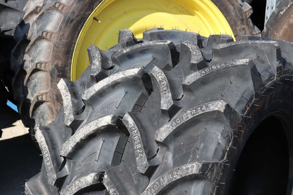 Cauciucuri Agricole 340/85R24 StarMaxx Radiale Noi de Tractor Landini