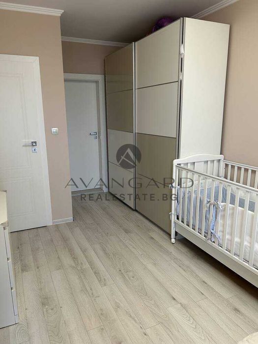 Продава се Тристаен апартамент в Пловдив, Тракия - 120 кв.м за 2508 €/кв.м - Снимка #8