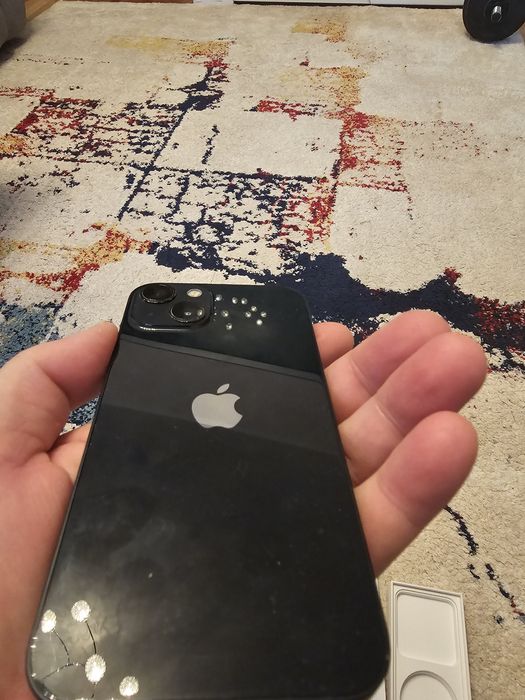Продавам: iphone 13 128GB