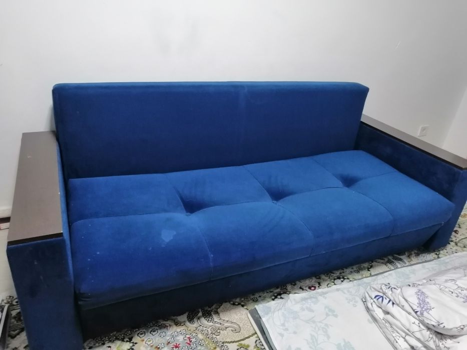 Диван в хорошем состояний