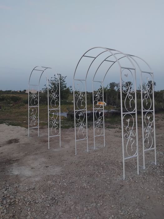 Arcade pergole pt trandafiri si evenimente