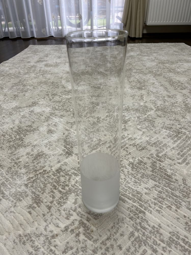Vaza inalta din sticla