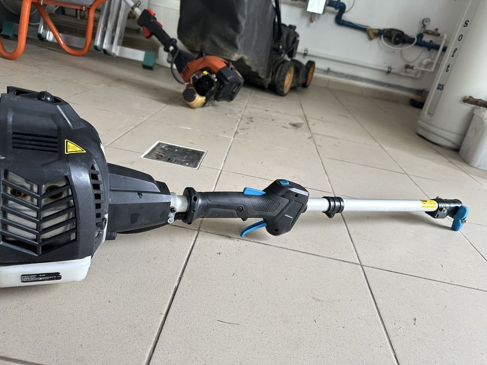Vand sau schimb motocoasa noua MAC