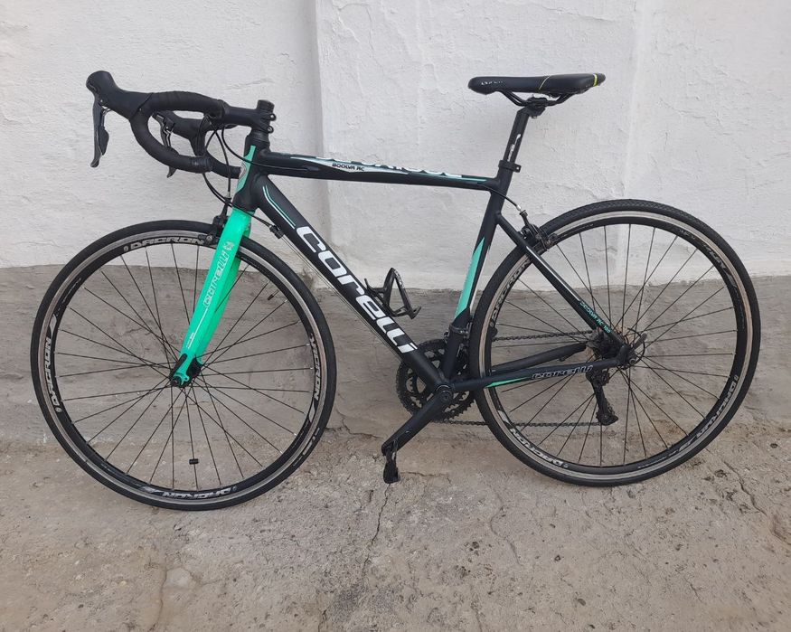Шоссейний велосипед Corelli