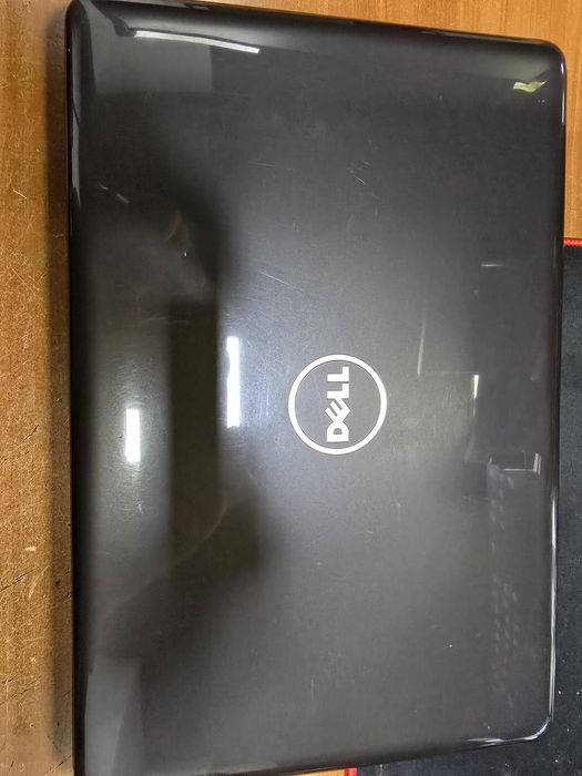 Laptop Dell Inspiron model P66F I5 gen 7 8 giga ram ssd 256