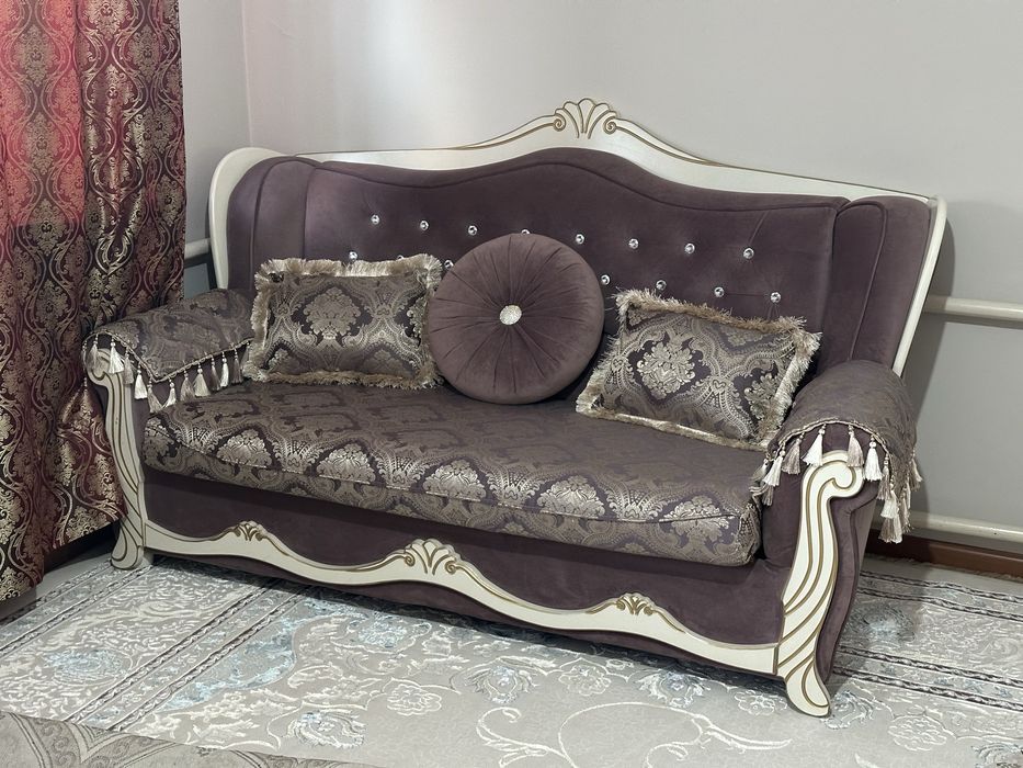 Диван и 2 кресла