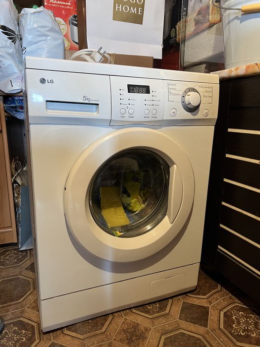 Продам стиралку LG на 5кг,в отличном состоянии!!!