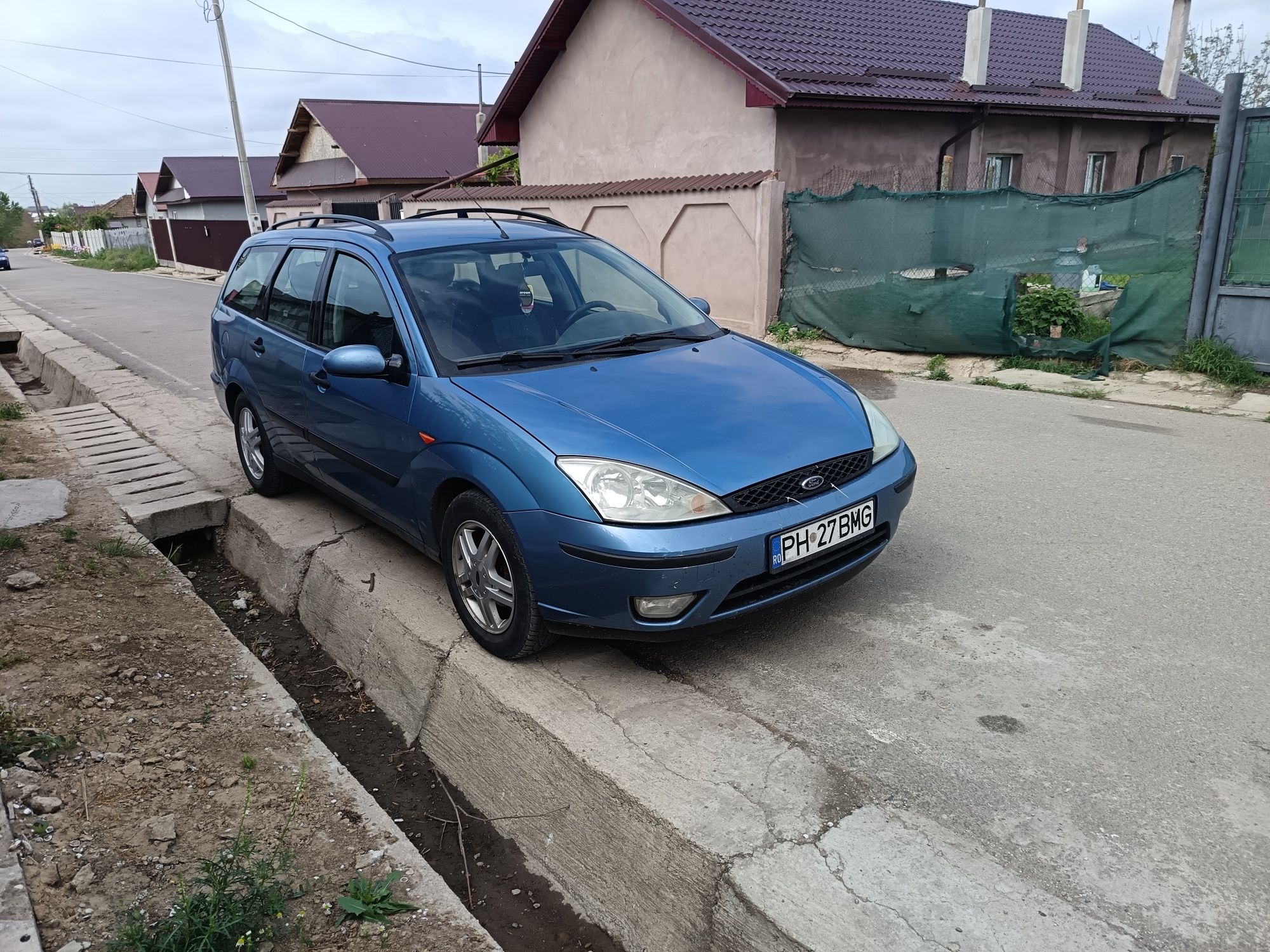 Vând Ford focus 1.6
