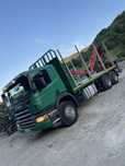 Camion forestier Scania P420 an 2007 ( macara forestiera Diebolt)