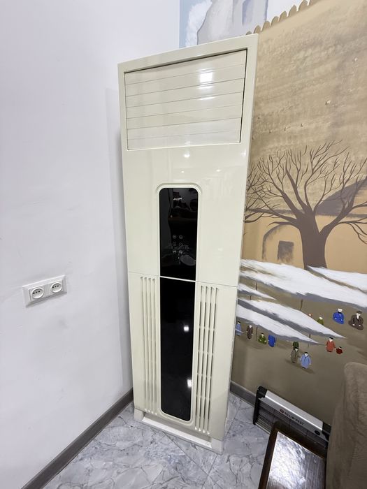 Кондиционерлар сотилади срочно оладиганлар телефон килсин