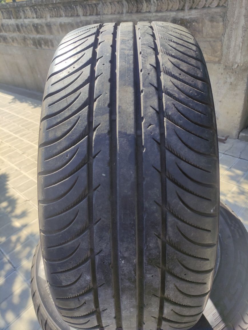 ЛЕТНИ ГУМИ Kumho 255/50/18 4 броя