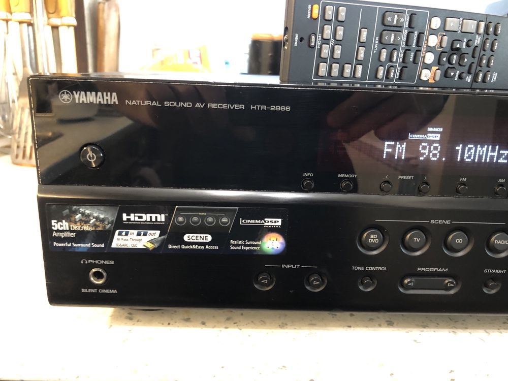 Yamaha HTR-2866 resiver