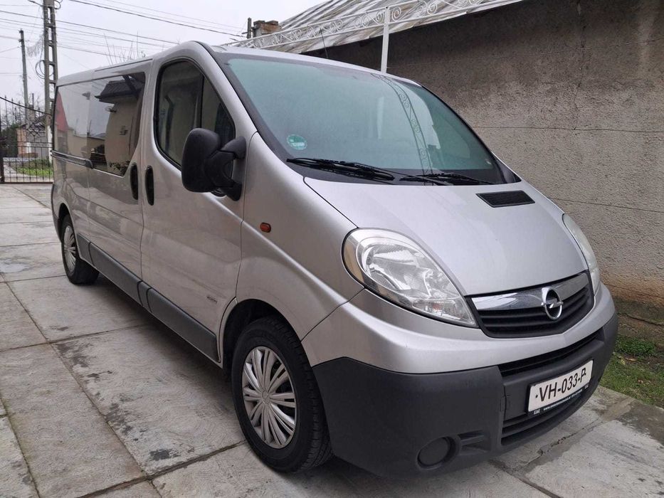 Opel Vivaro Model Lung 2014 Euro5