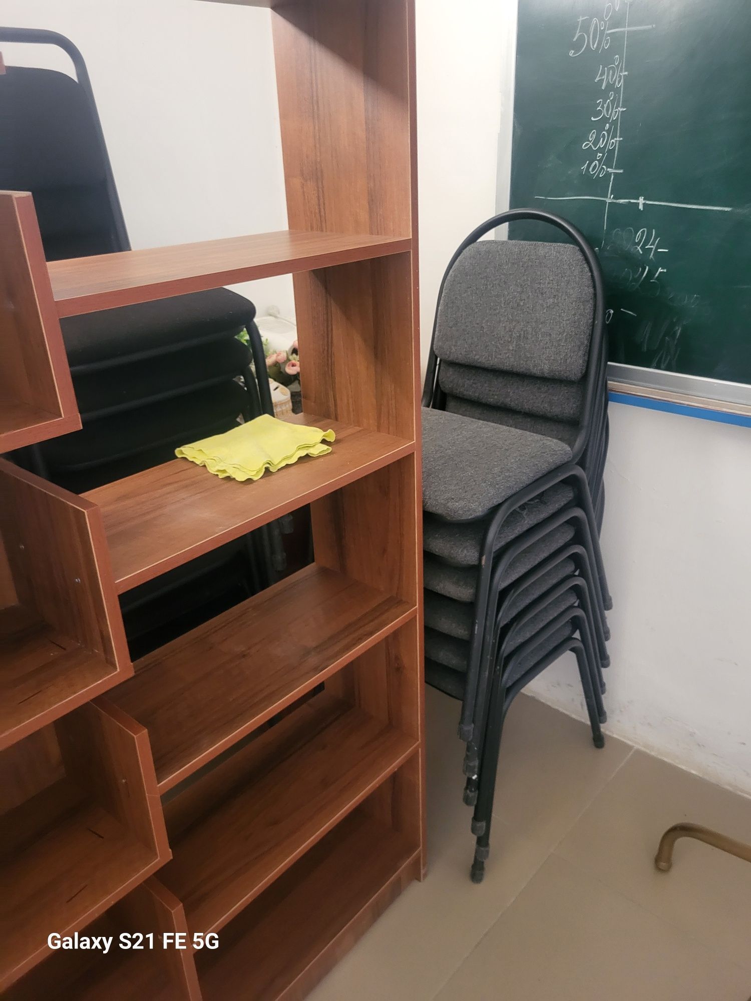 Стуля столы парты