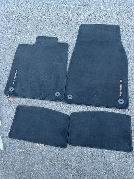 Стелки за Porsche Taycan