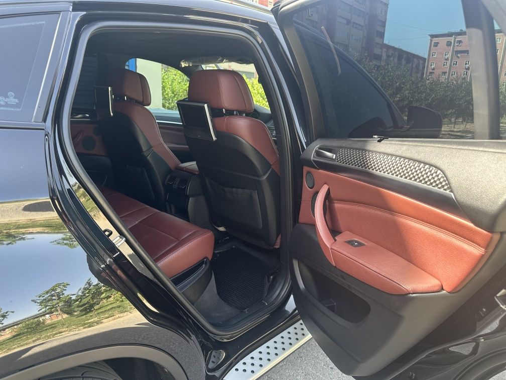 BMW X6 2012 год Отличном состоянии