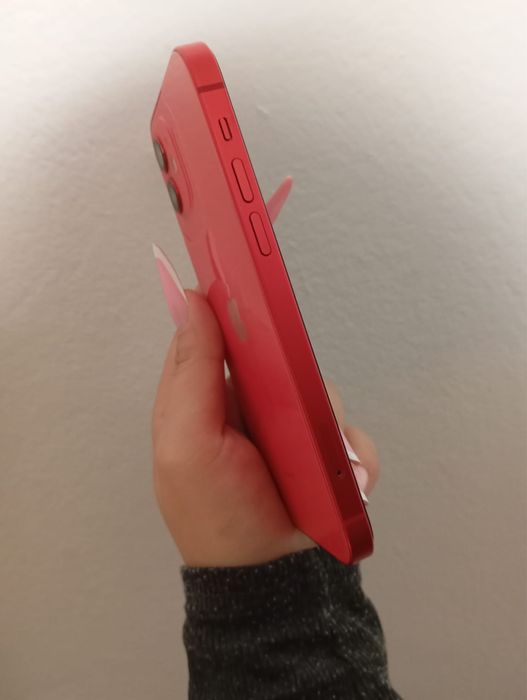 Iphone 12,  73% baterie