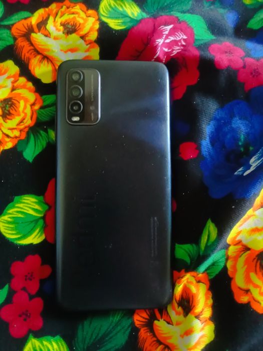 Redmi 9t 128 gb lik telefon sirochni sotiladi aybi yoʻq hamma yogʻi id