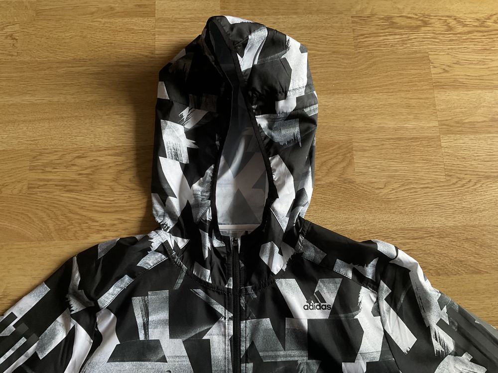 Jacheta originala Running Adidas ca noua