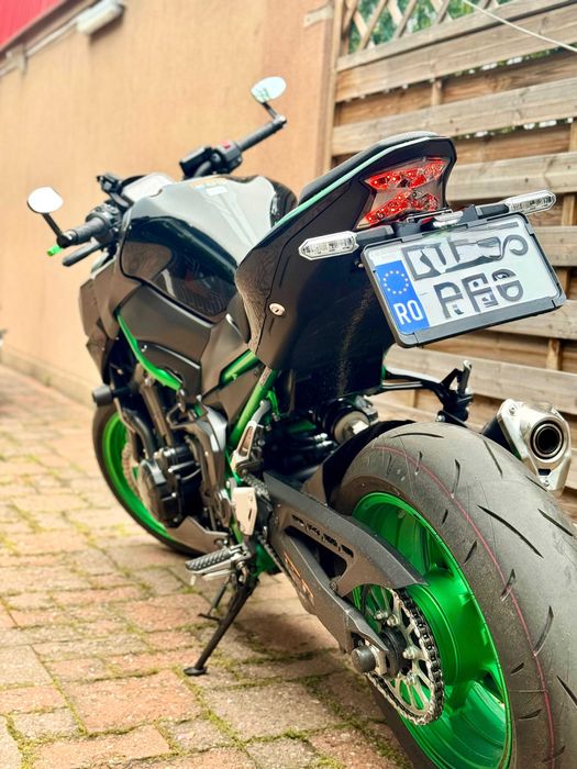 Kawasaki Z900 2025 - 125CP