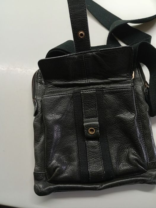 Borseta bărbătească