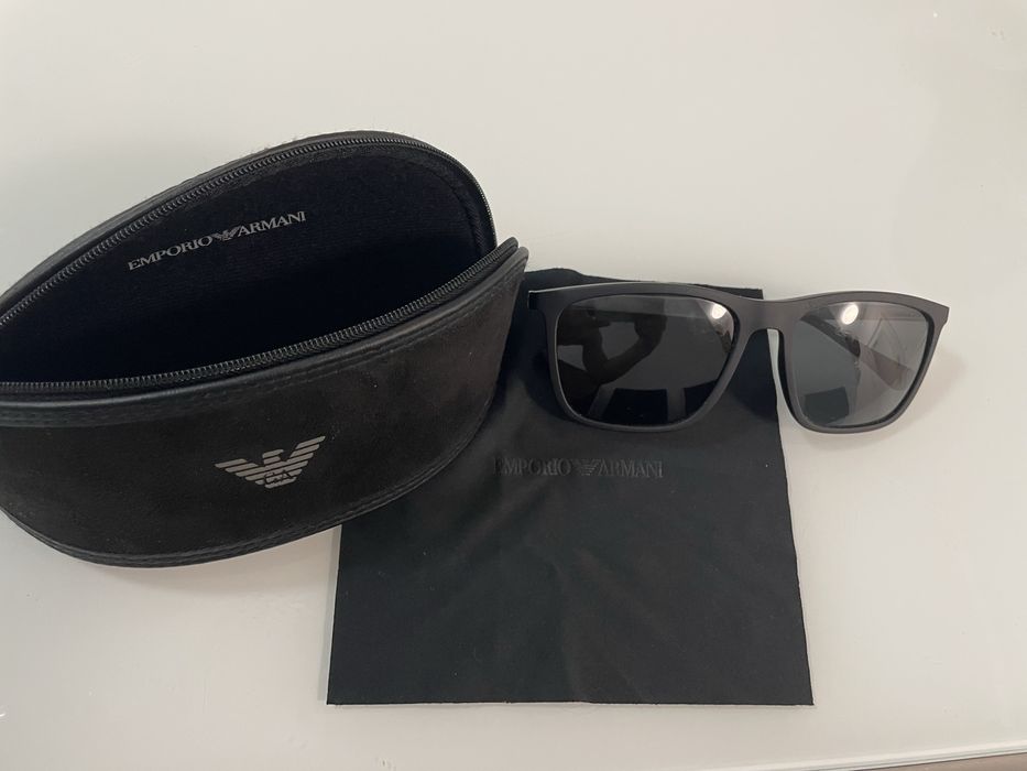 Мъжки слънчеви очила Emporio Armani