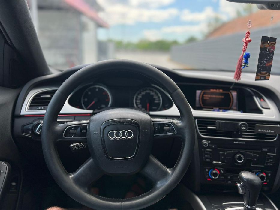Audi a4 b8 an 2011