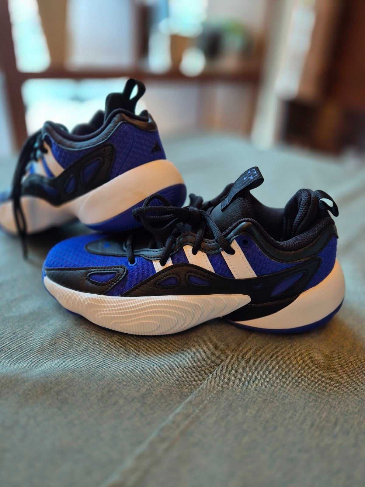 Маратонки Adidas 37 1/3