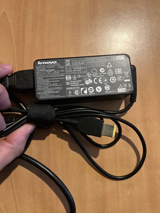 Зарядно за лаптоп LENOVO 45w