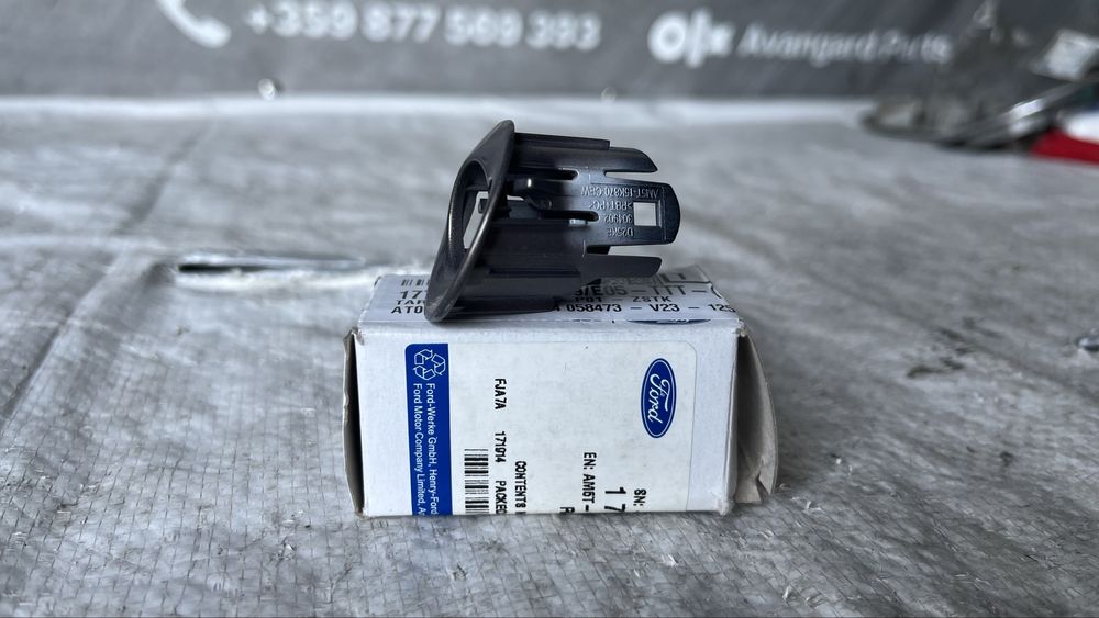 Ford C-max капачка за парктроник