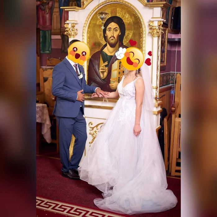 Vând rochie de.mireasa(158 cm si 56 de km,pantofi de 8.cm)