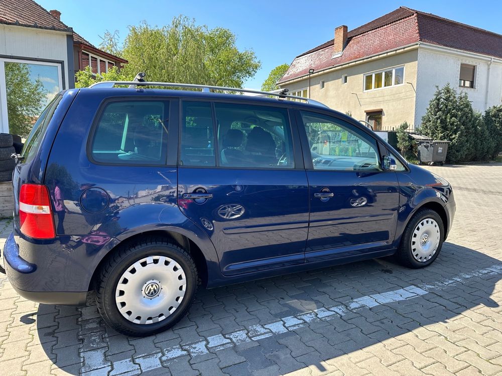 Vând Vw Touran 1.9 TDI