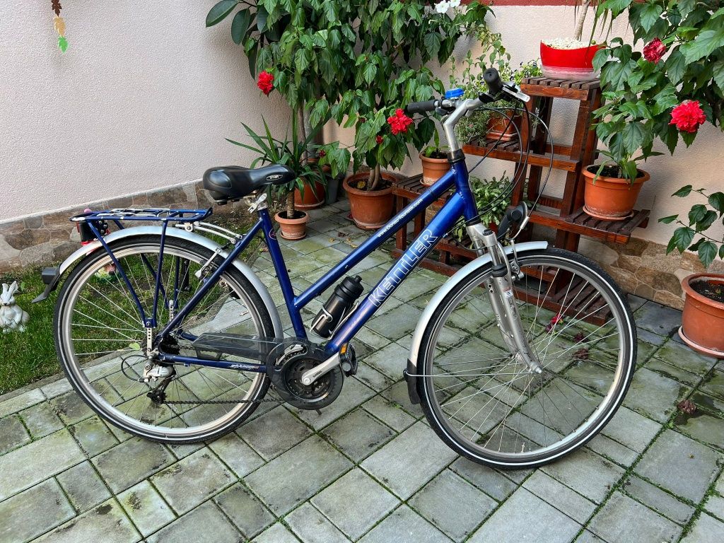 Vând biciclete pentru cuplu