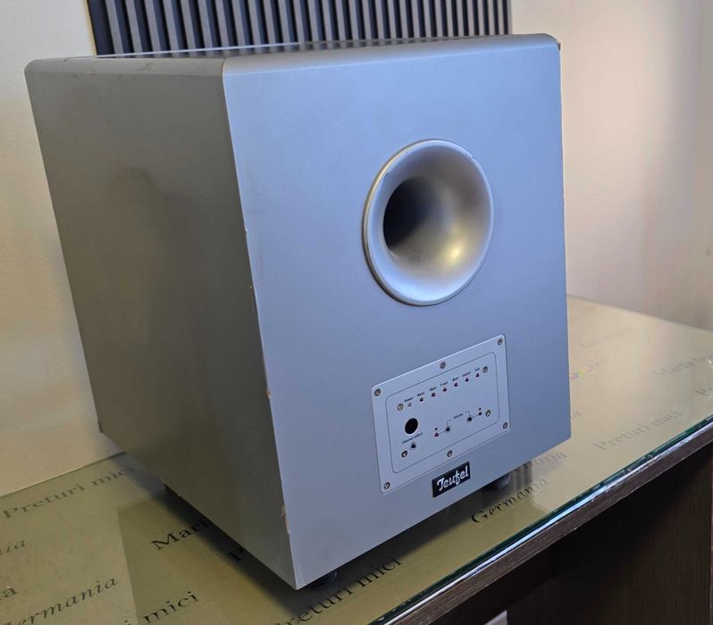 Subufer activ cu amplificare si iesire pt boxe Teufel