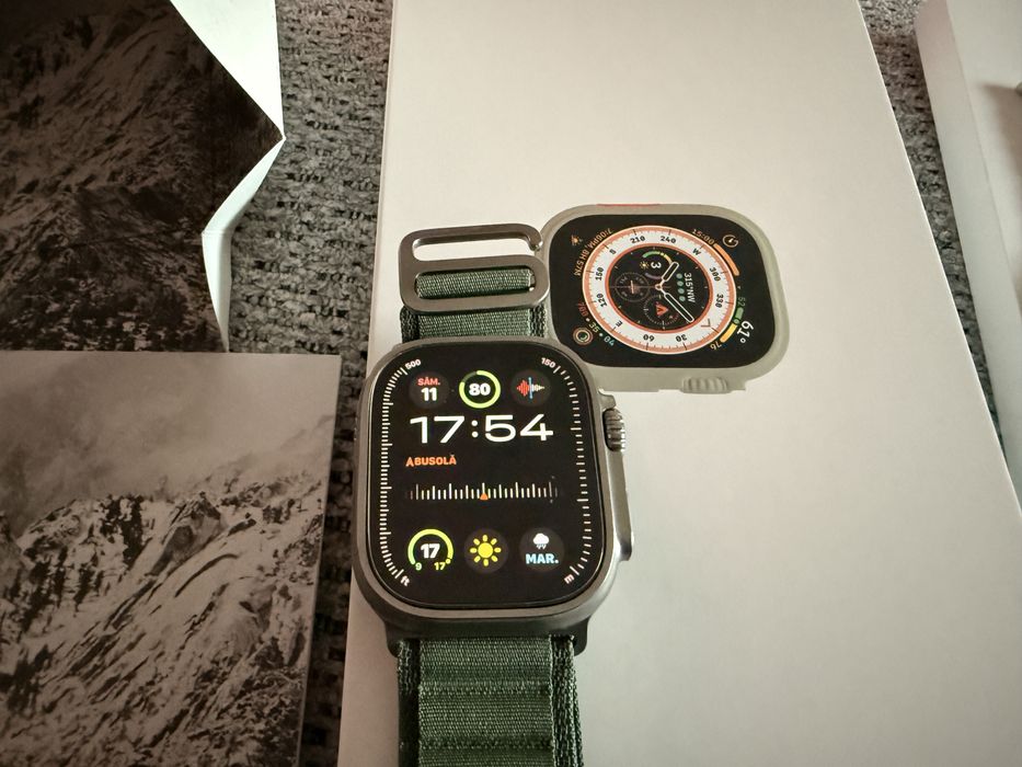 Apple Watch Ultra, GPS, Cellular, Titanium 49mm