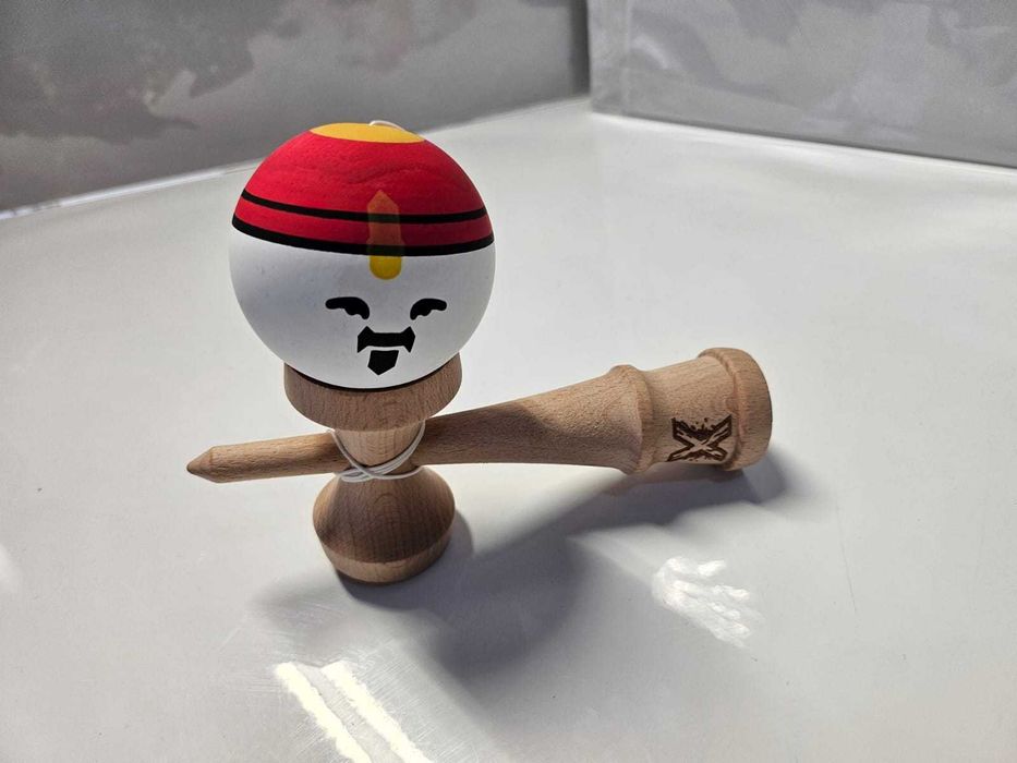Kendama X - Ruber GRIP - bila mata