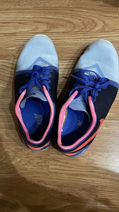 Продаю обувь б/у