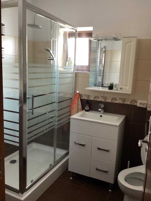 Propietar Vând Casă tip duplex cu 4 dormitoare in Sanpetru