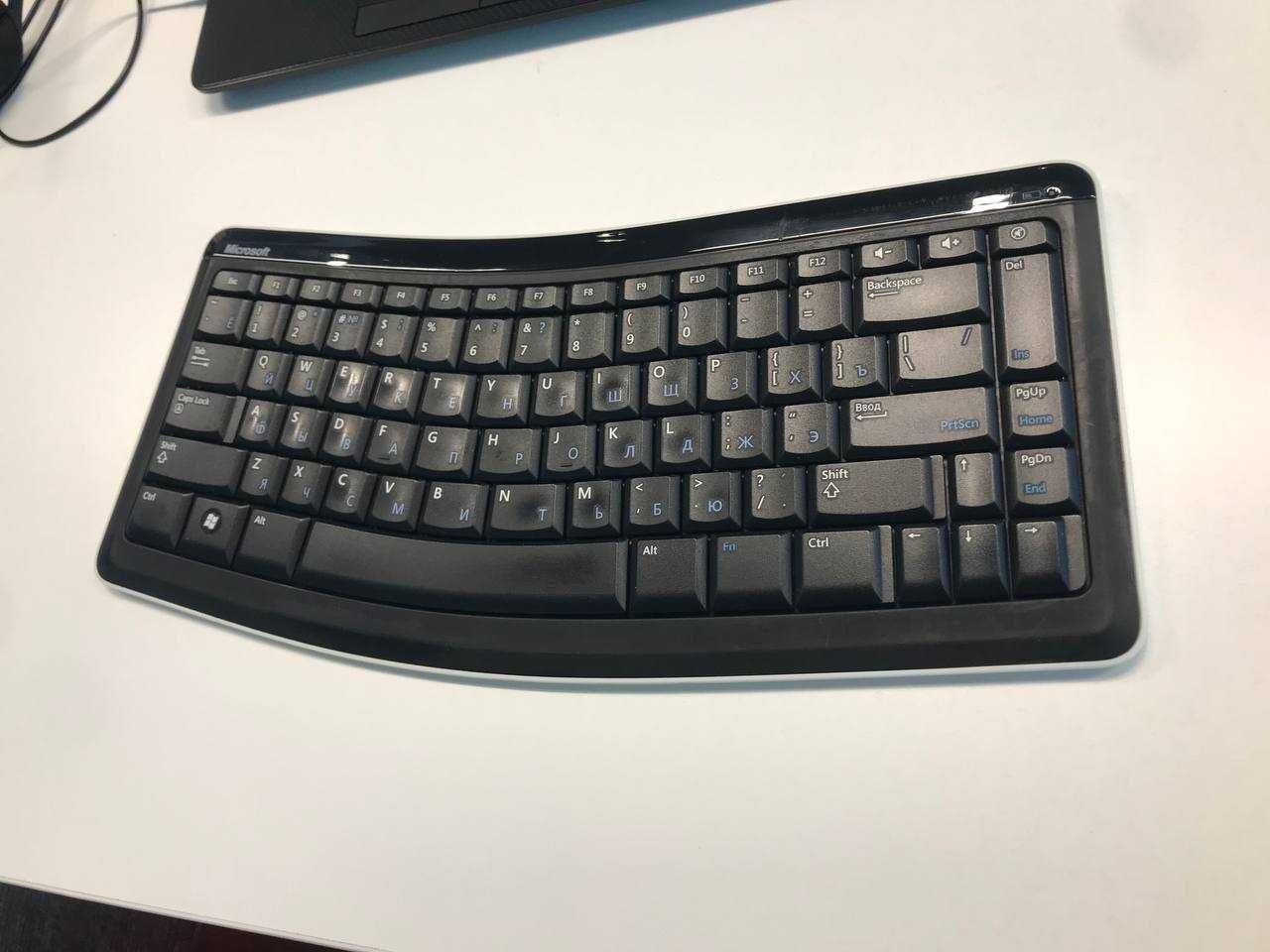 Беспроводная Bluetooth-клавиатура Microsoft Keyboard-5000