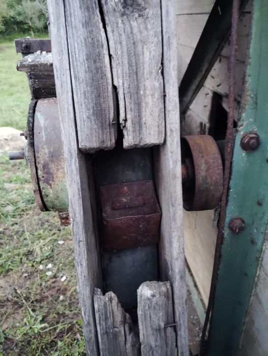 Vind sau schimb cu tractor