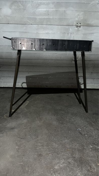 Мангал новый, со съемными ножками