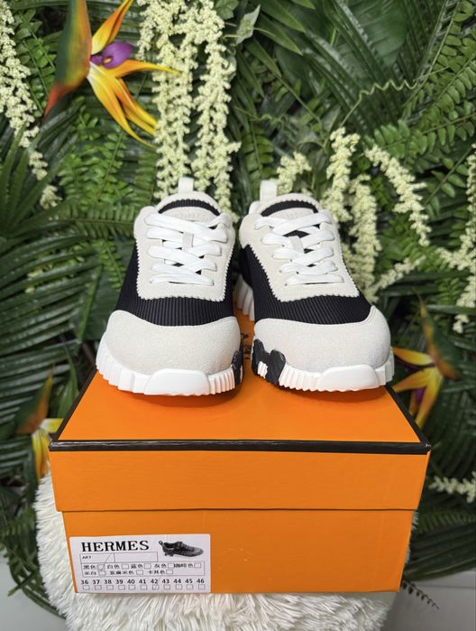 Hermes Bouncing Trainer