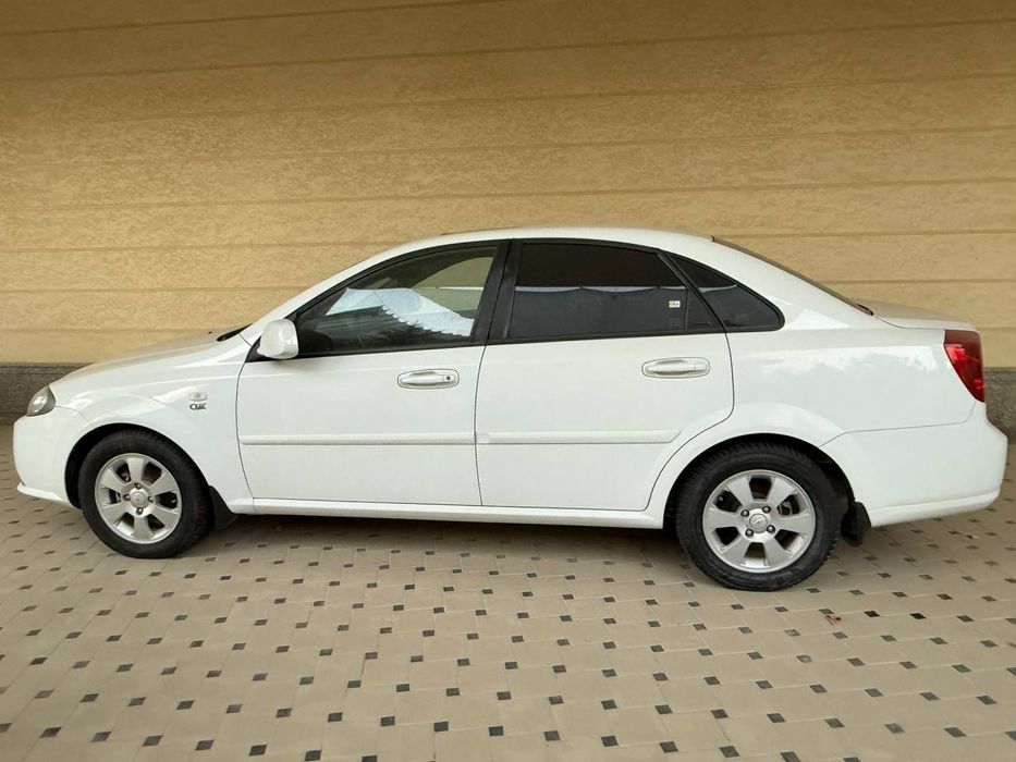 NEXIA GENTRA 2019 3 позиция Бензин