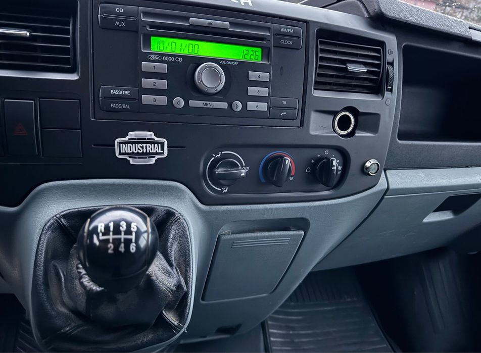 Ford Transit 2010 22D Euro 4 stare foarte bună