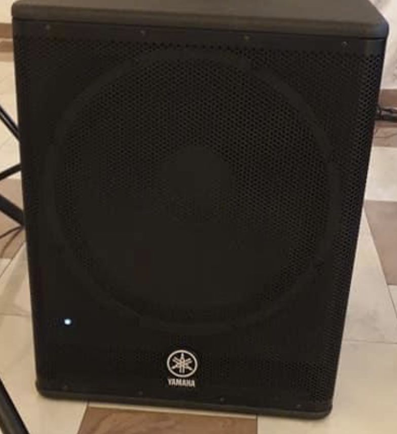 Subwoofer Activ Yamaha DSR 118W (Rcf Fbt Dynacord )