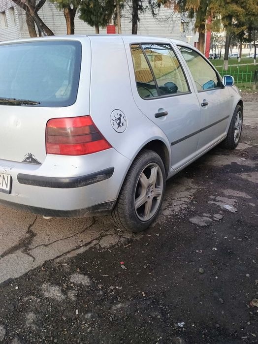 Golf 4, 1.6 SR 101cp
